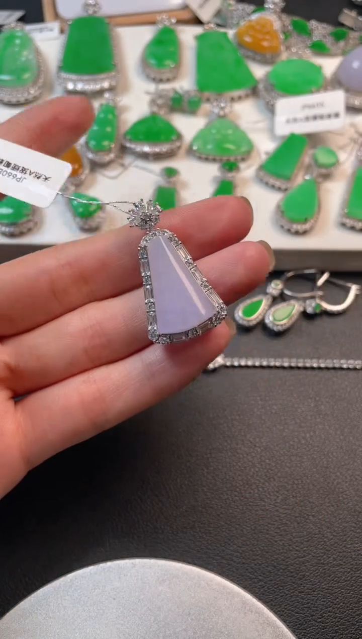 【闪购商品】翡翠吊坠(不含链)银S925镶嵌吊坠