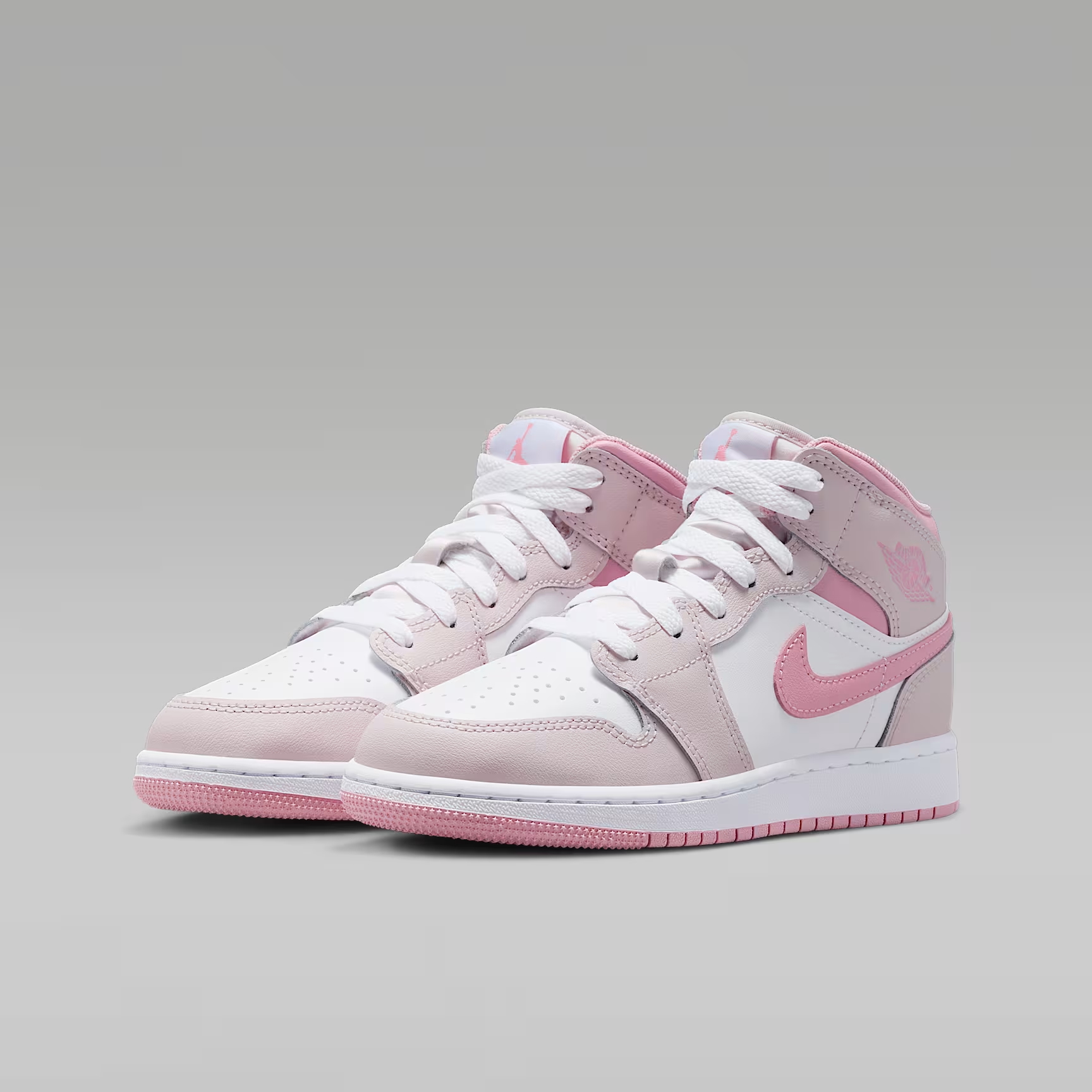 NIKE/耐克官方正品AJ1 GS中帮白粉时尚运动休闲板鞋 DQ8423-600 