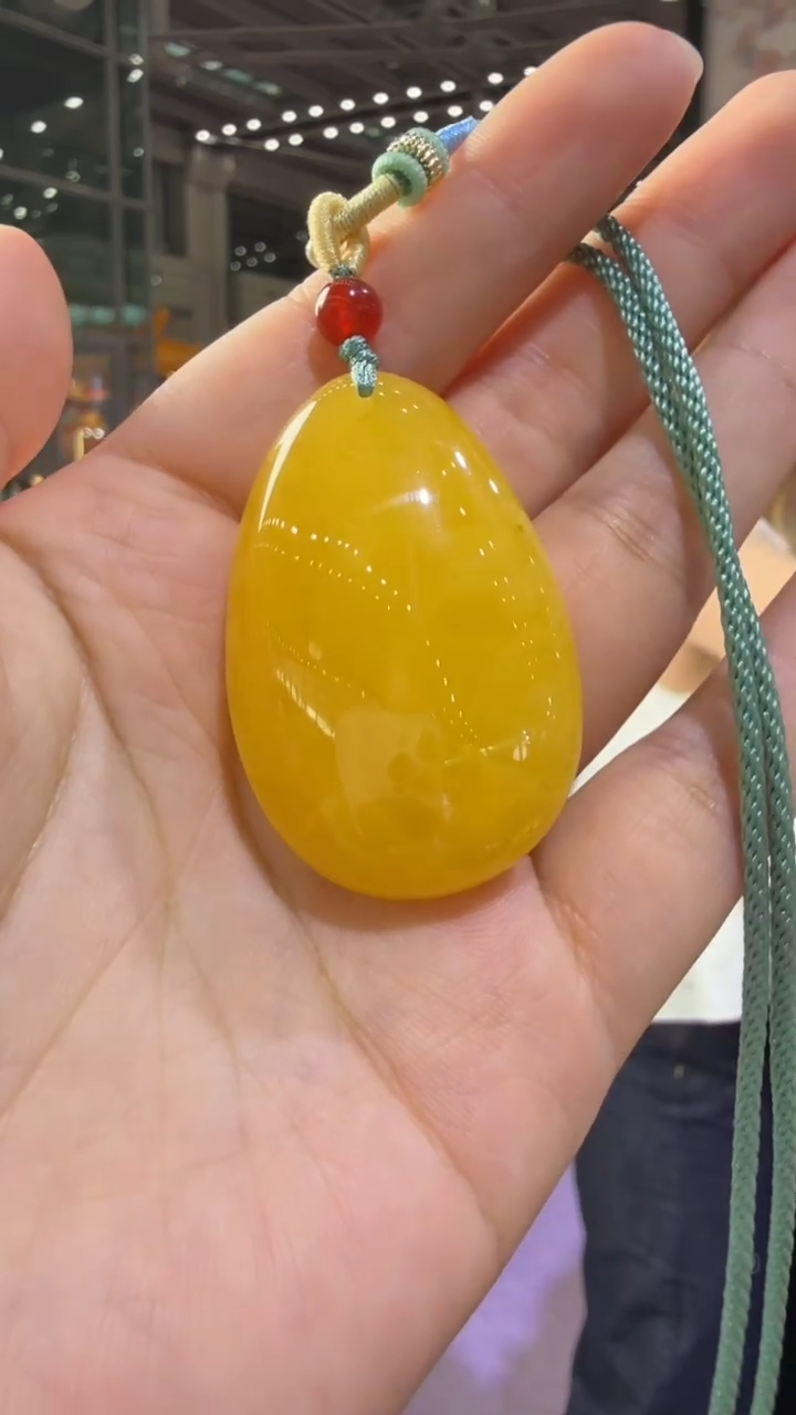 琥珀颈饰未镶嵌80秒拍号假一罚三