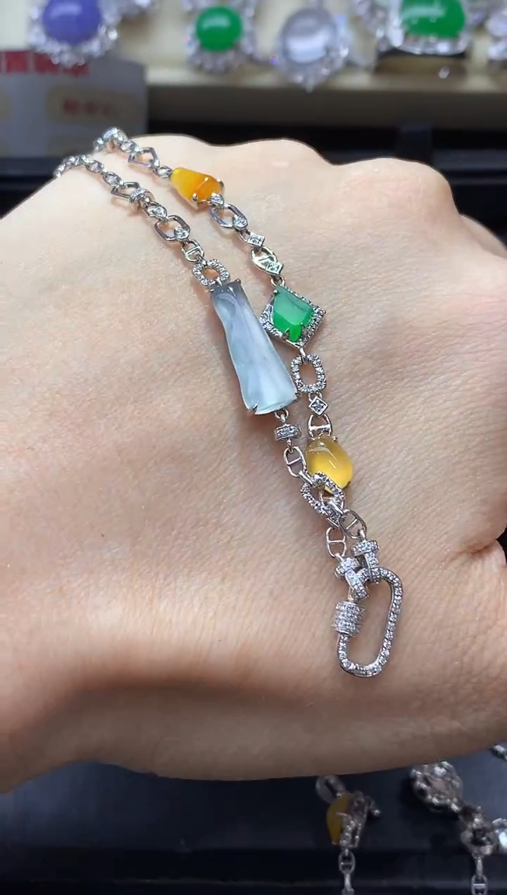 颈饰18K金镶嵌翡翠581-中国好珍宝