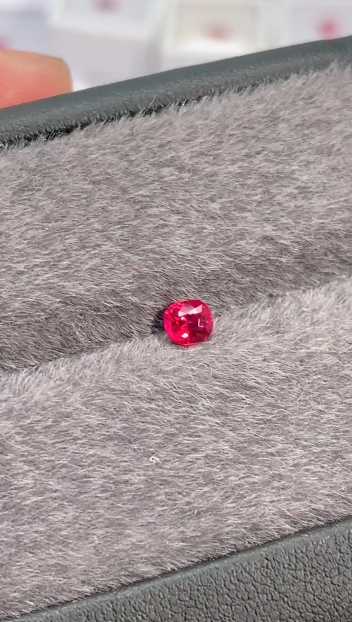 裸石未镶嵌尖晶石0.40-799天然尖晶石