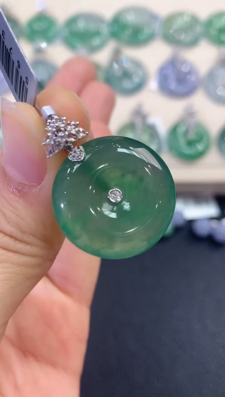 【闪购商品】翡翠吊坠(不含链)18K金镶嵌B57多样性一件发货