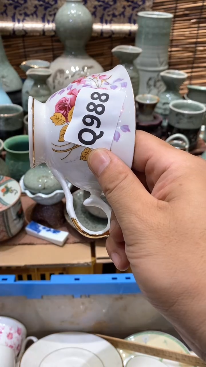 瓷片亮*咚988  亮咚咚 亮咚咚