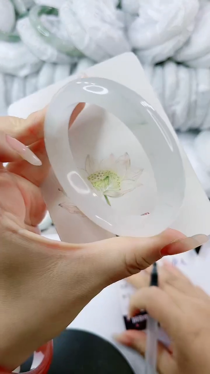 【闪购商品】石英质玉手镯未镶嵌0447835078-多样性发货