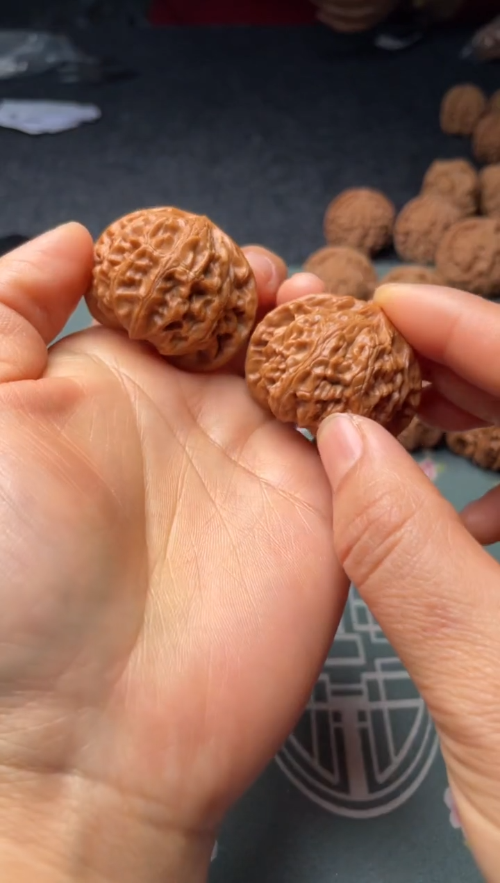 把件文玩核桃w352  宫灯 39尺