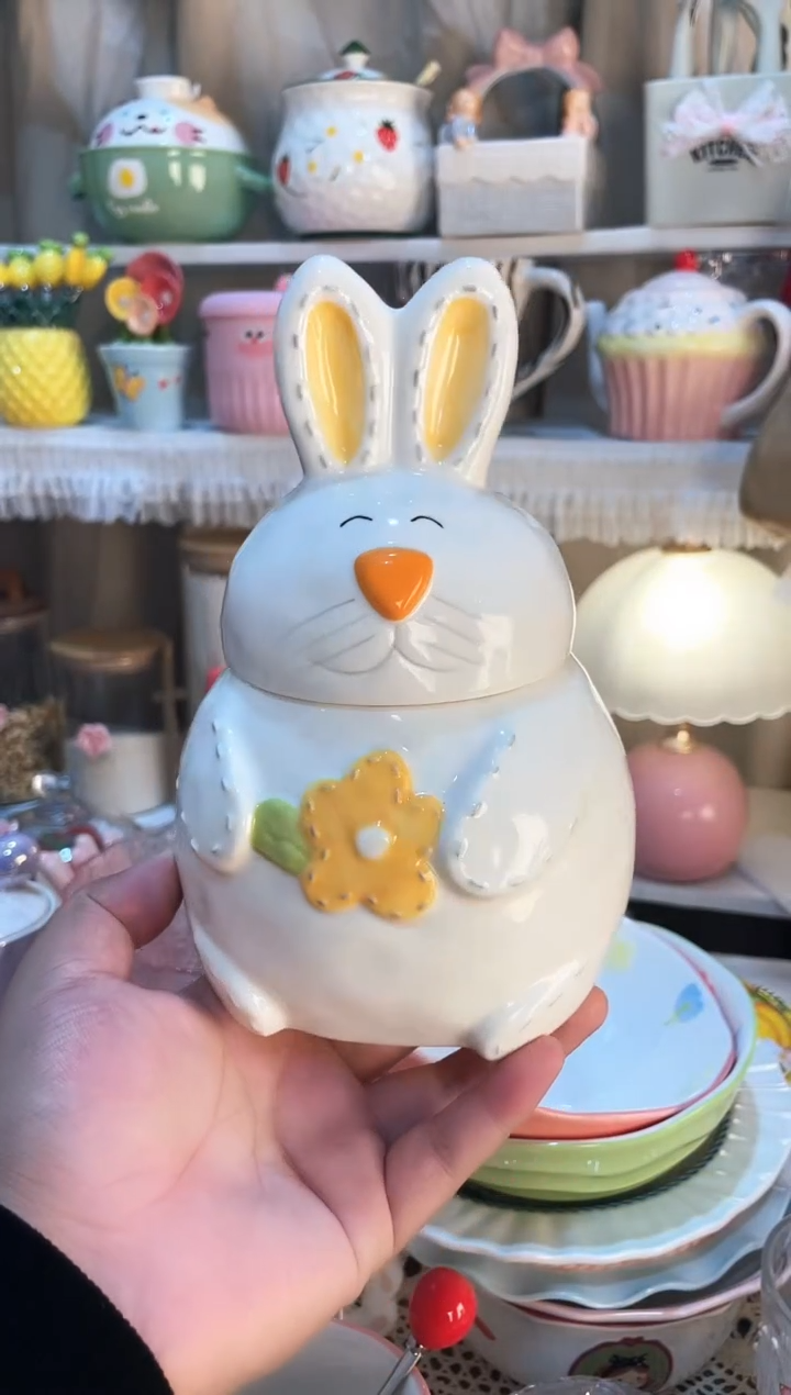 【闪购商品】瓷片兔子罐 质量好发货快放心拍