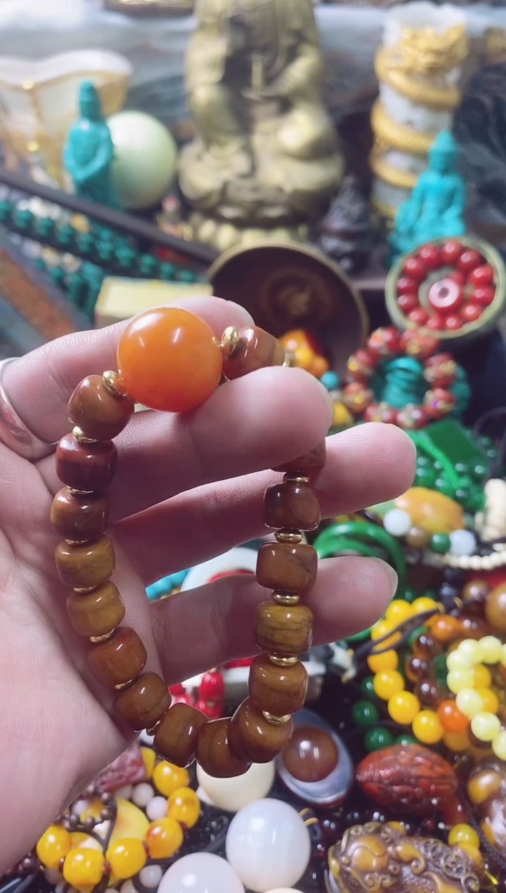 【闪购商品】蜜蜡裸石未镶嵌主播推荐主播推荐