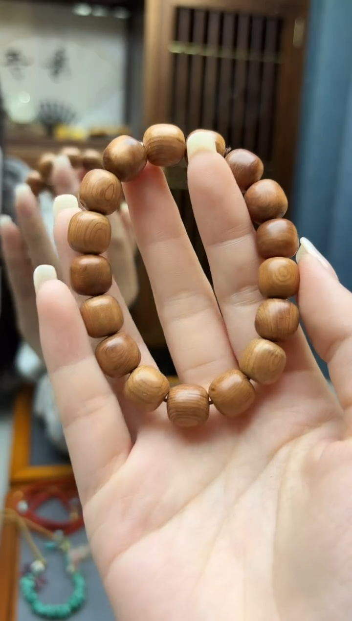 未镶嵌车挂玛瑙/玉髓玛瑙（柏木）手串GW