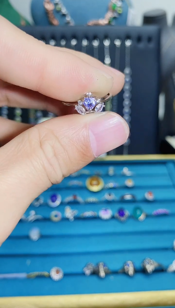 【闪购商品】坦桑石戒指银S925镶嵌1121