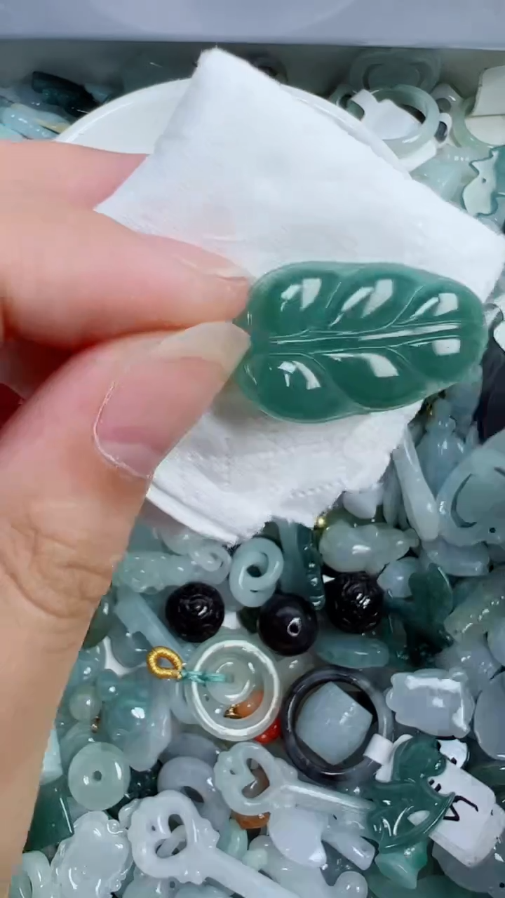 散珠翡翠282号链接，A货翡翠