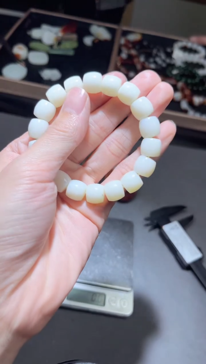 未镶嵌和田玉（子料）挂件YL-ZZ-12.8-39