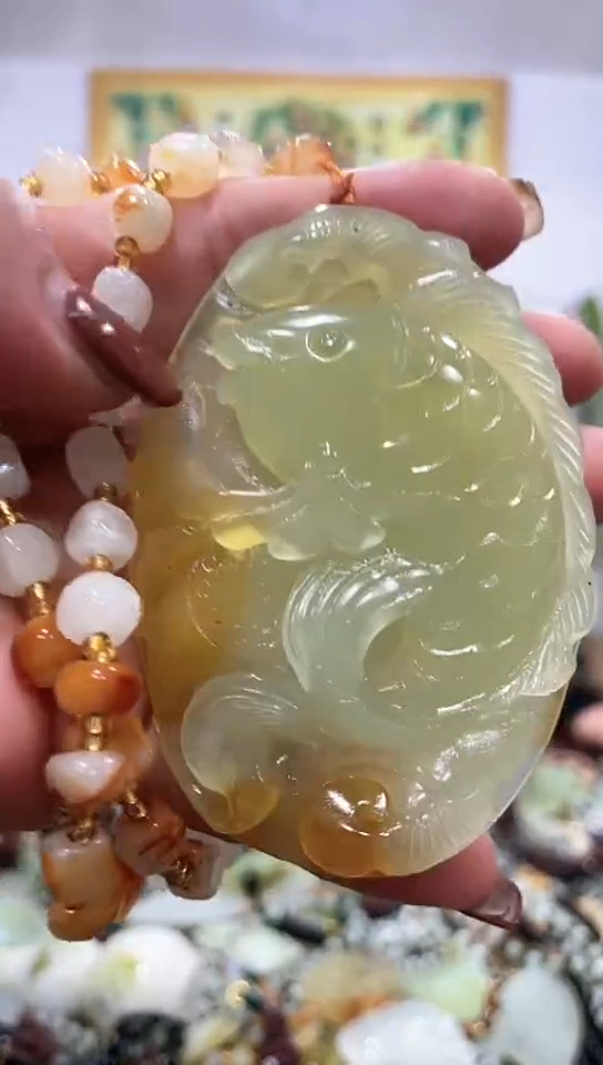 未镶嵌岫玉挂件 