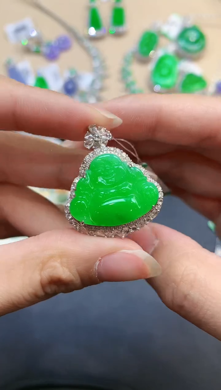 【闪购商品】翡翠吊坠(不含链)18K金镶嵌多样性发一件0387