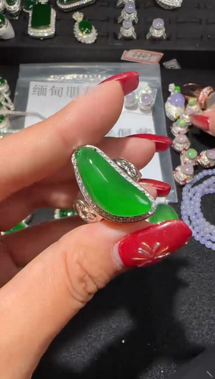 【闪购商品】翡翠戒指未镶嵌多样性发货拍一发一