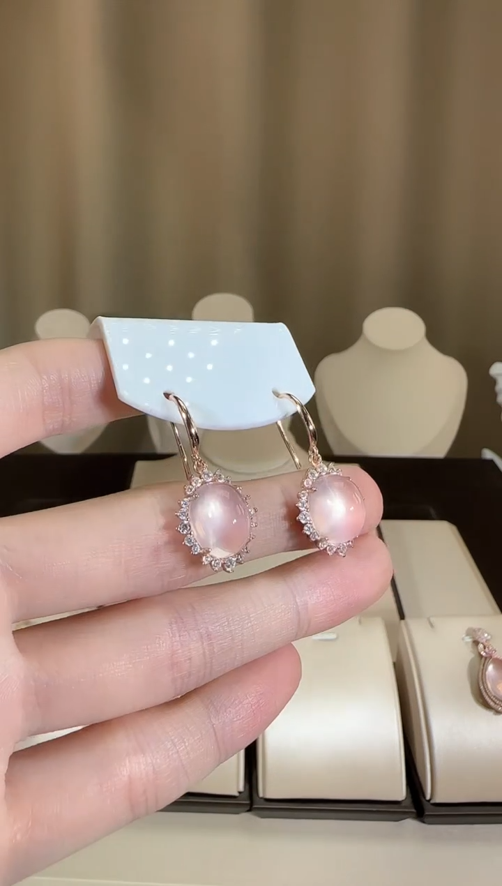 【闪购商品】芙蓉石耳饰银S925镶嵌10*12mm粉水晶耳钩款