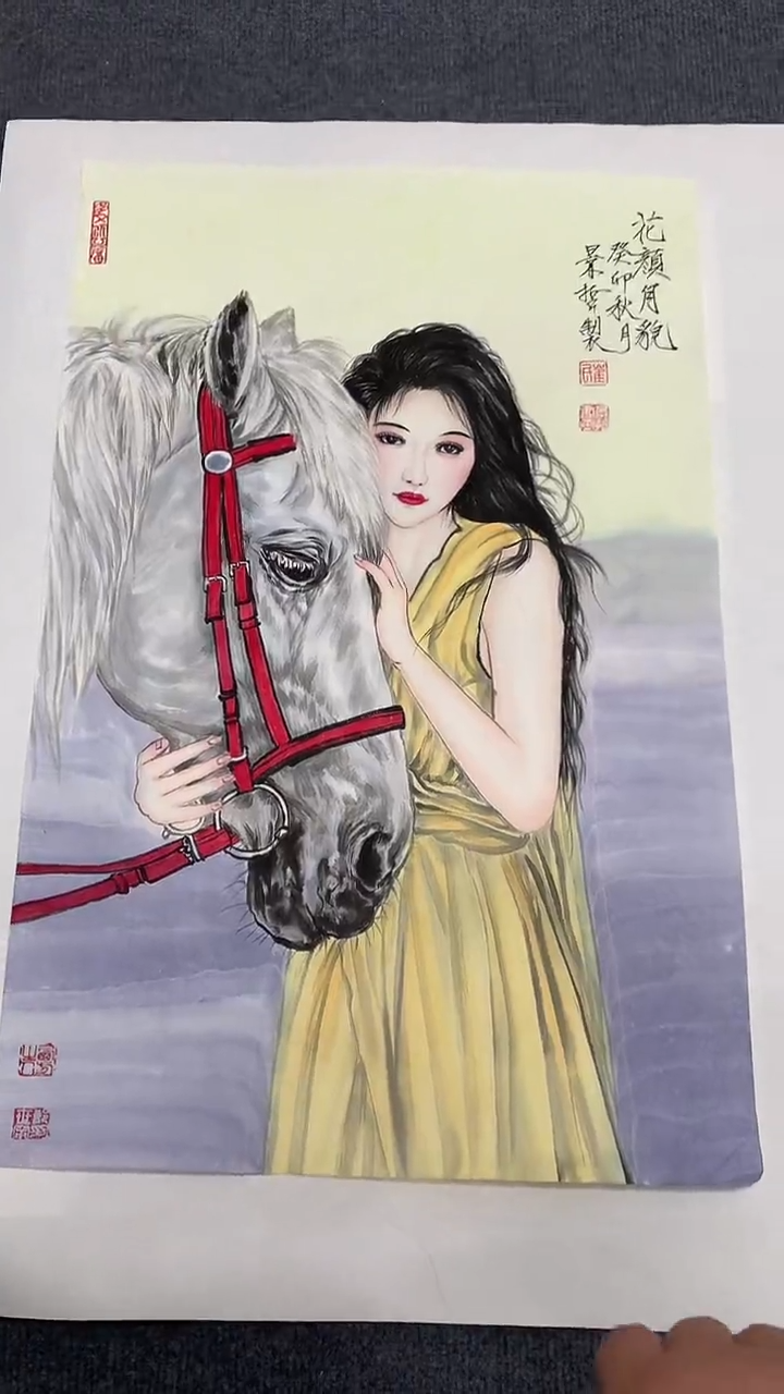 竖款精品开三人物花颜