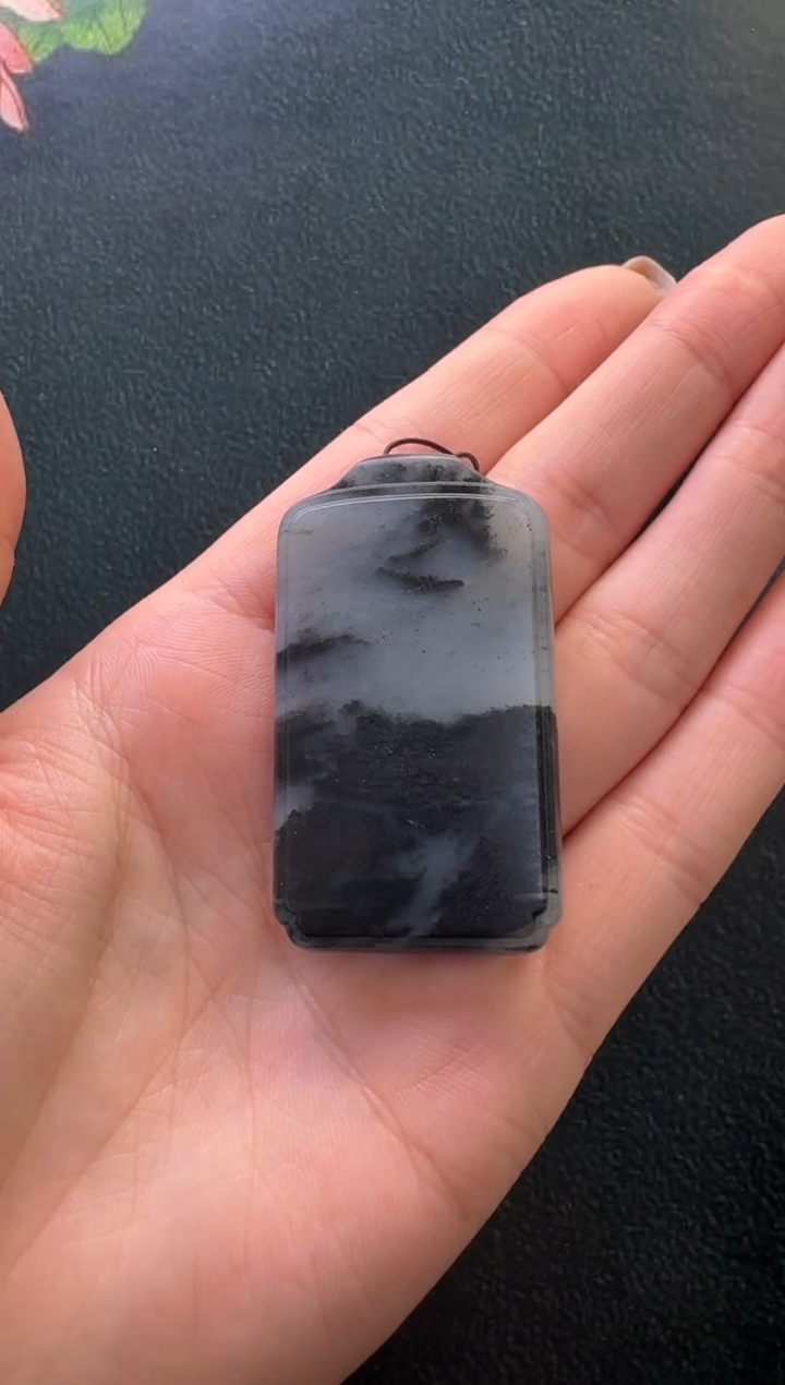 和田玉未镶嵌颈饰吊坠