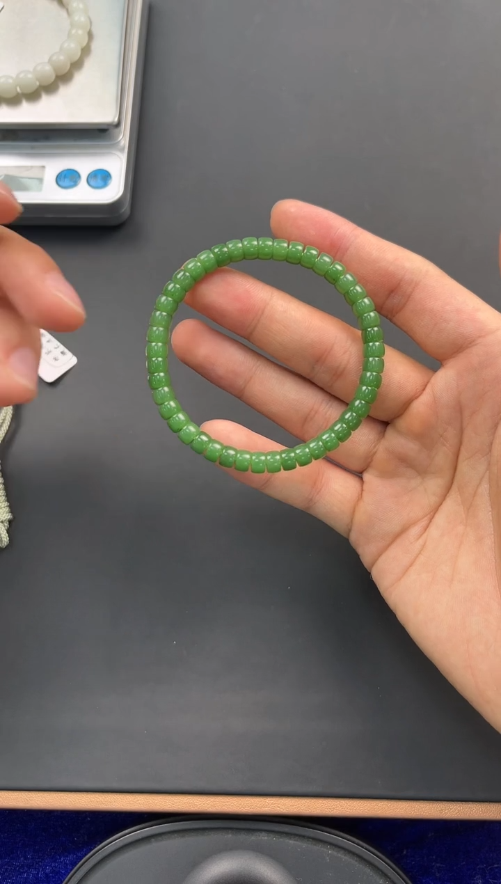 未镶嵌手串和田玉俄碧药片手串卡6微色差