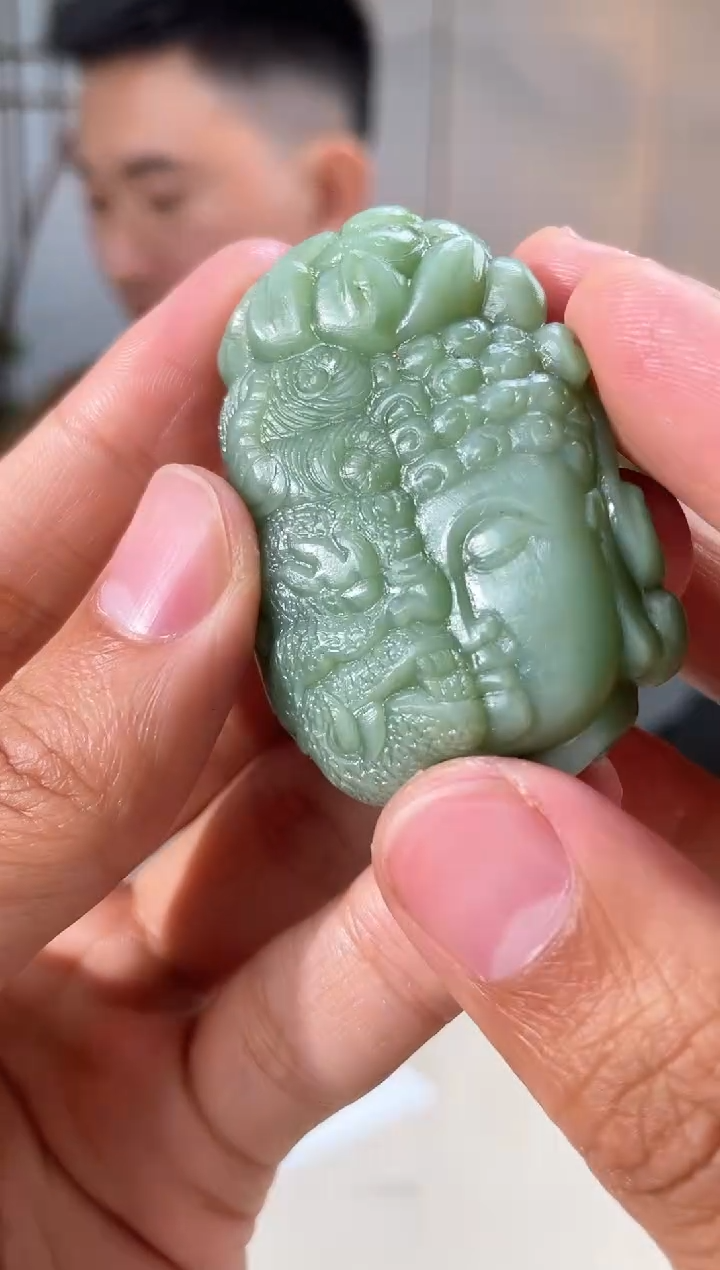 【闪购商品】定制和田玉和田玉（多样性拍一发一带证）150117