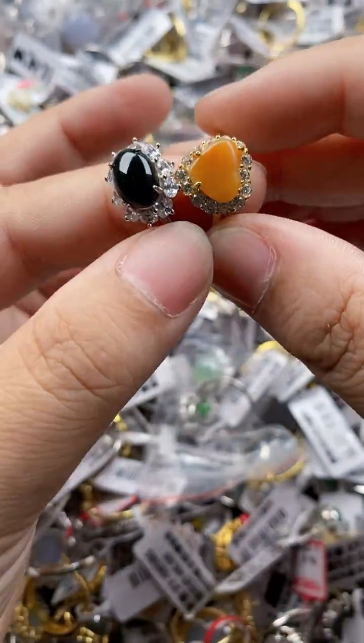 翡翠戒指银S925镶嵌5555     9