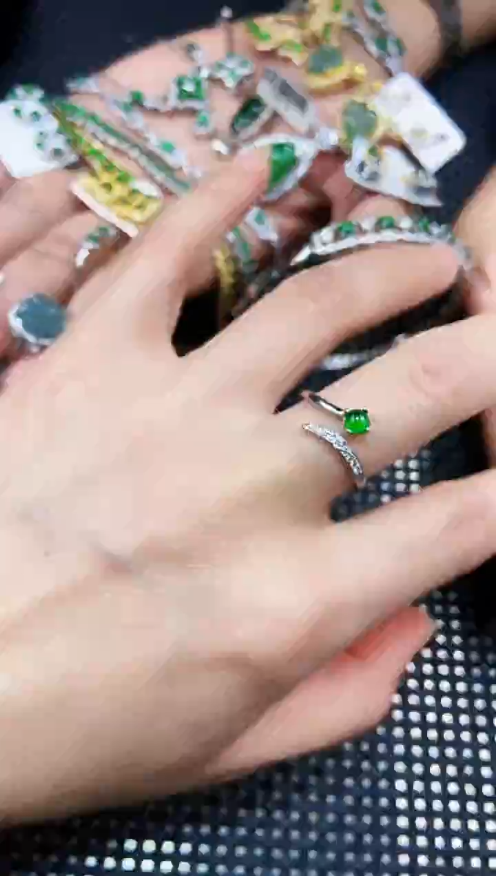 【闪购商品】翡翠戒指未镶嵌11111111