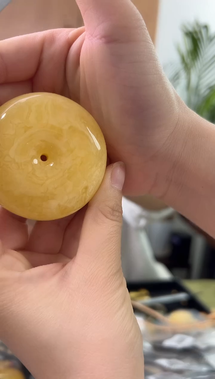 裸石琥珀未镶嵌琥珀蜜蜡吊坠