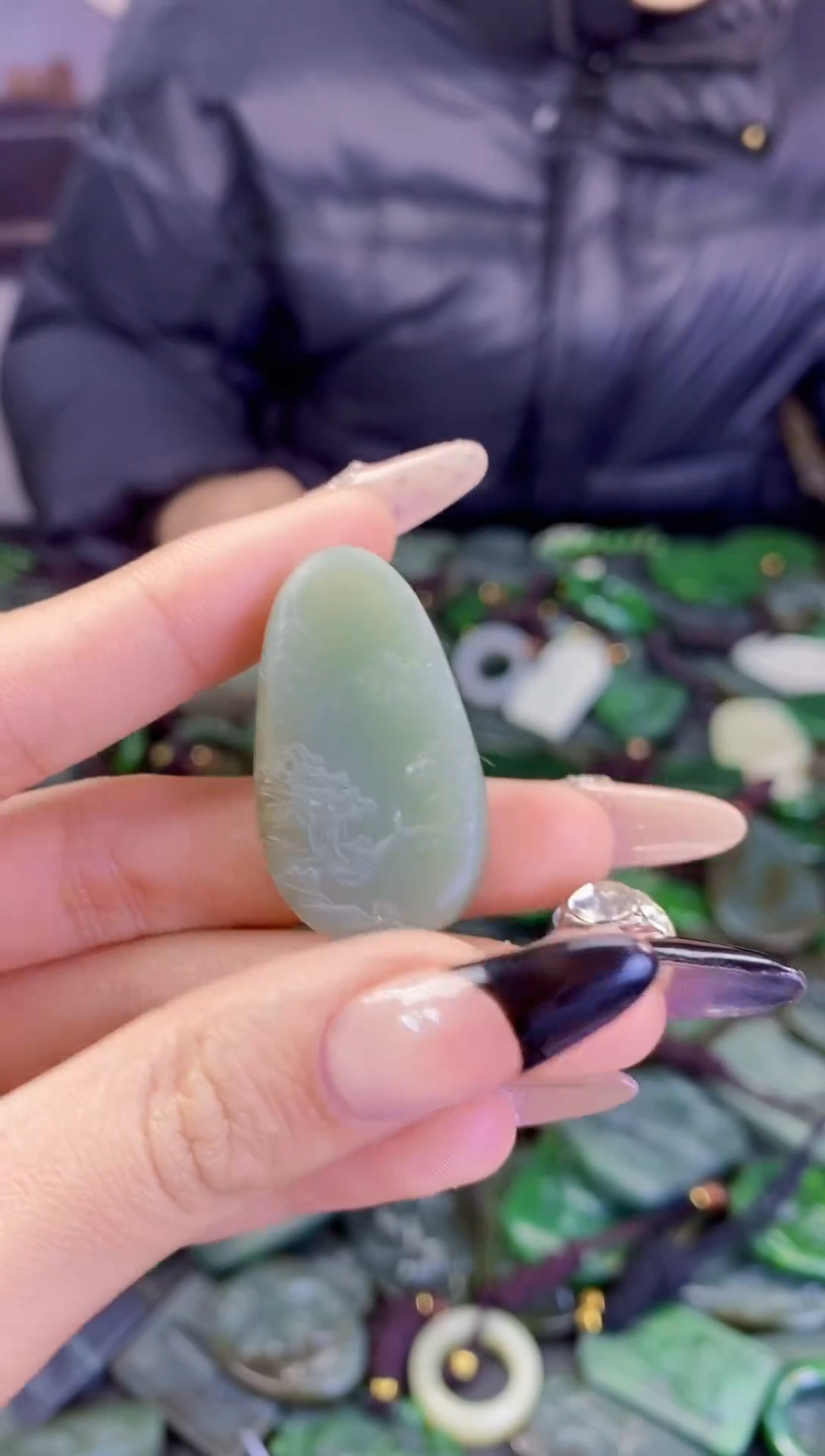 颈饰未镶嵌和田玉1