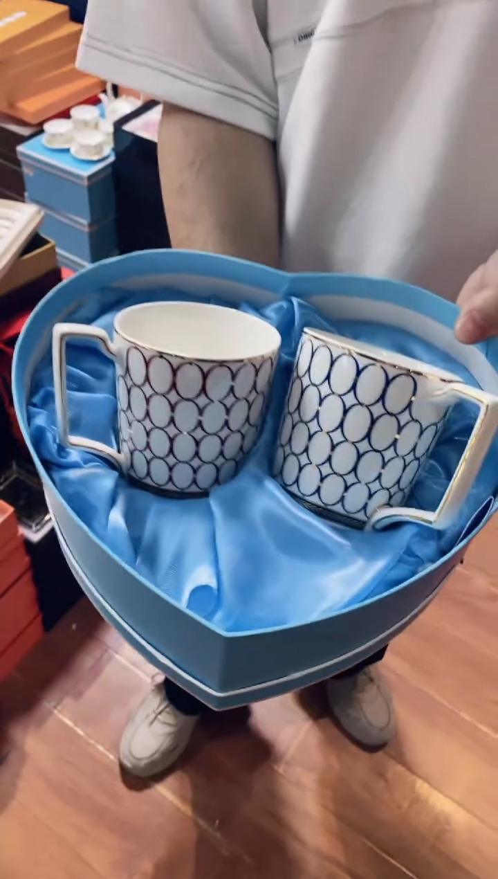 【闪购商品】杯鸿辉家品牌瓷器，京东包邮！