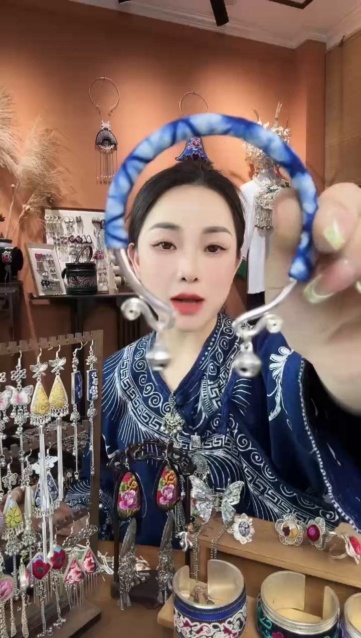 刺绣纯手工民族风手镯