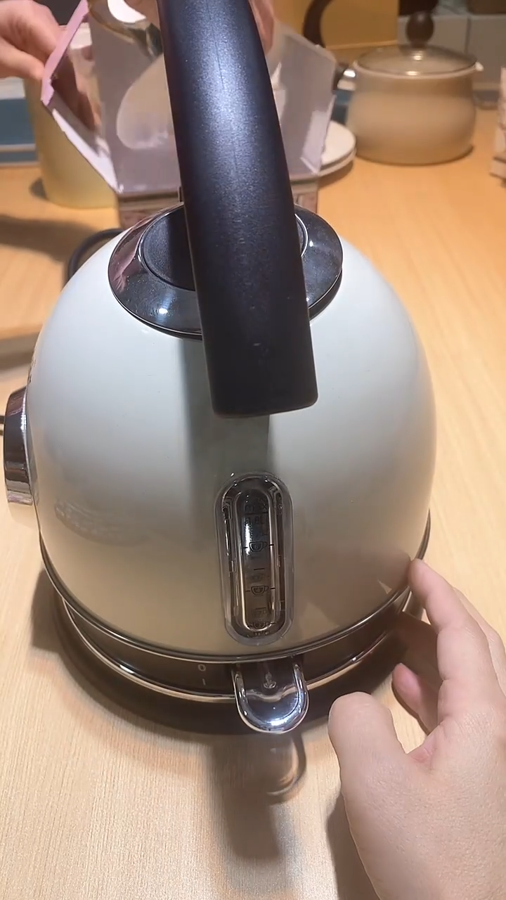 【闪购商品】瓷片锅碗瓢盆一件不剩