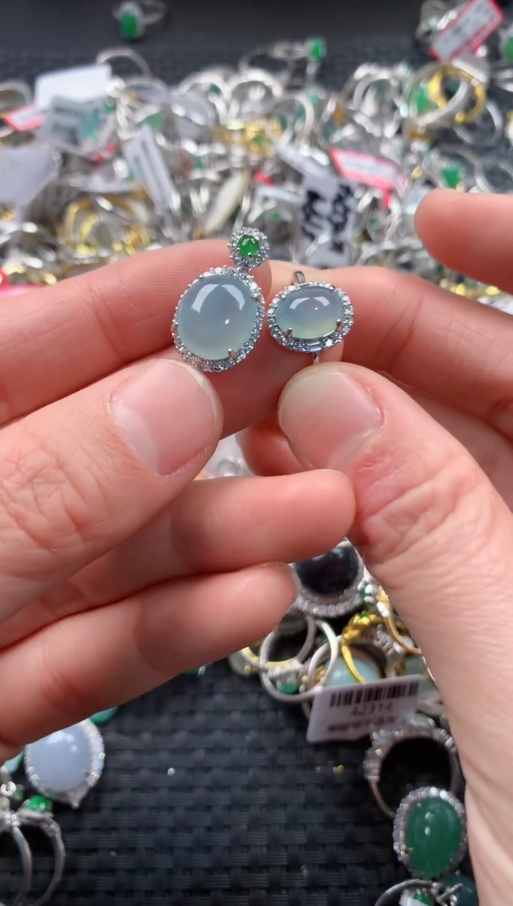 银S925镶嵌戒指翡翠777    5