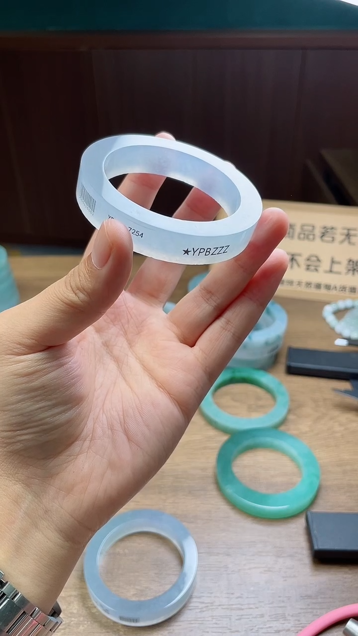 定制翡翠手镯未镶嵌A**n定制