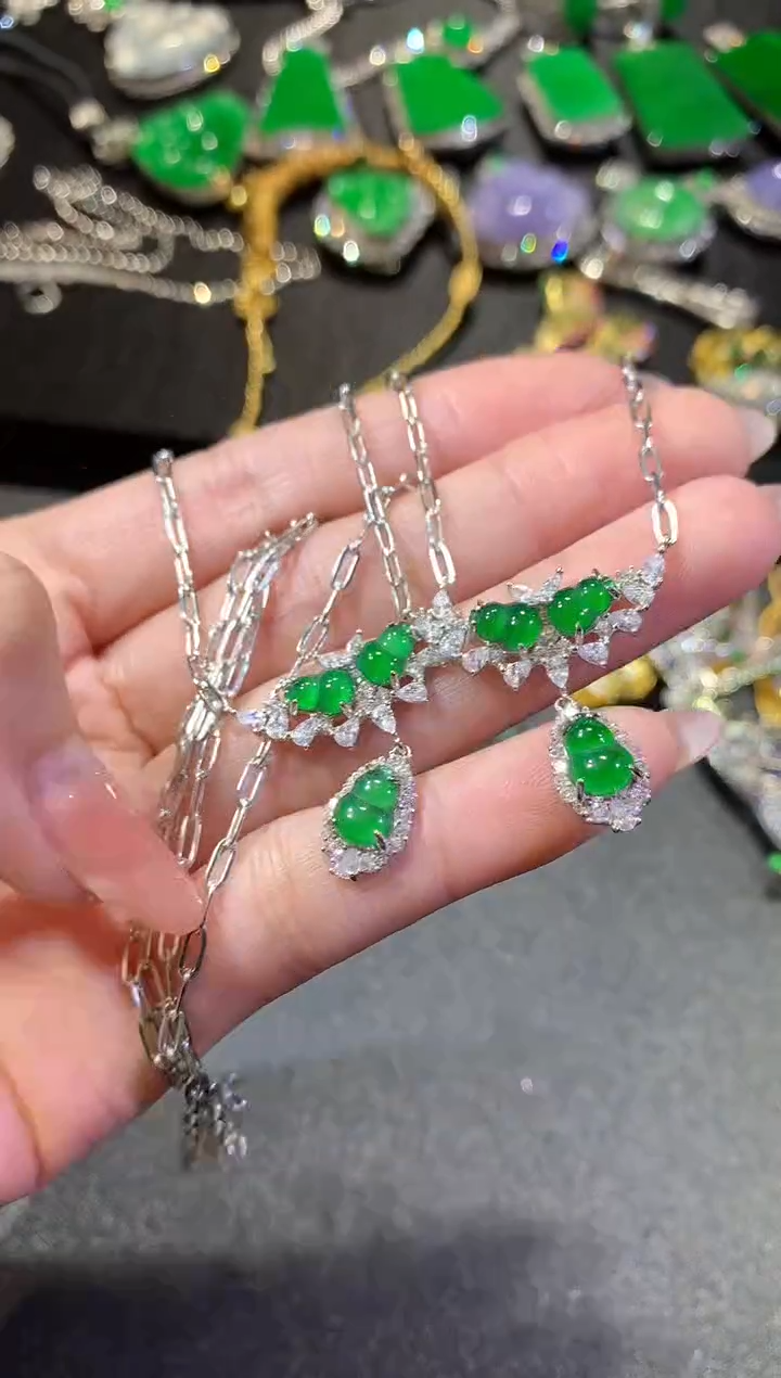 【闪购商品】翡翠颈饰银S925镶嵌315套链（多样性发货一件