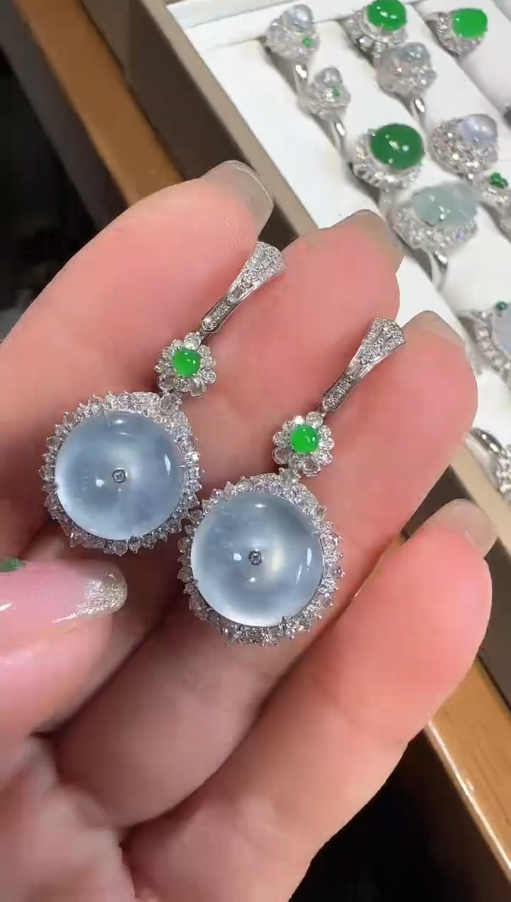 【闪购商品】翡翠耳饰18K金镶嵌平安扣