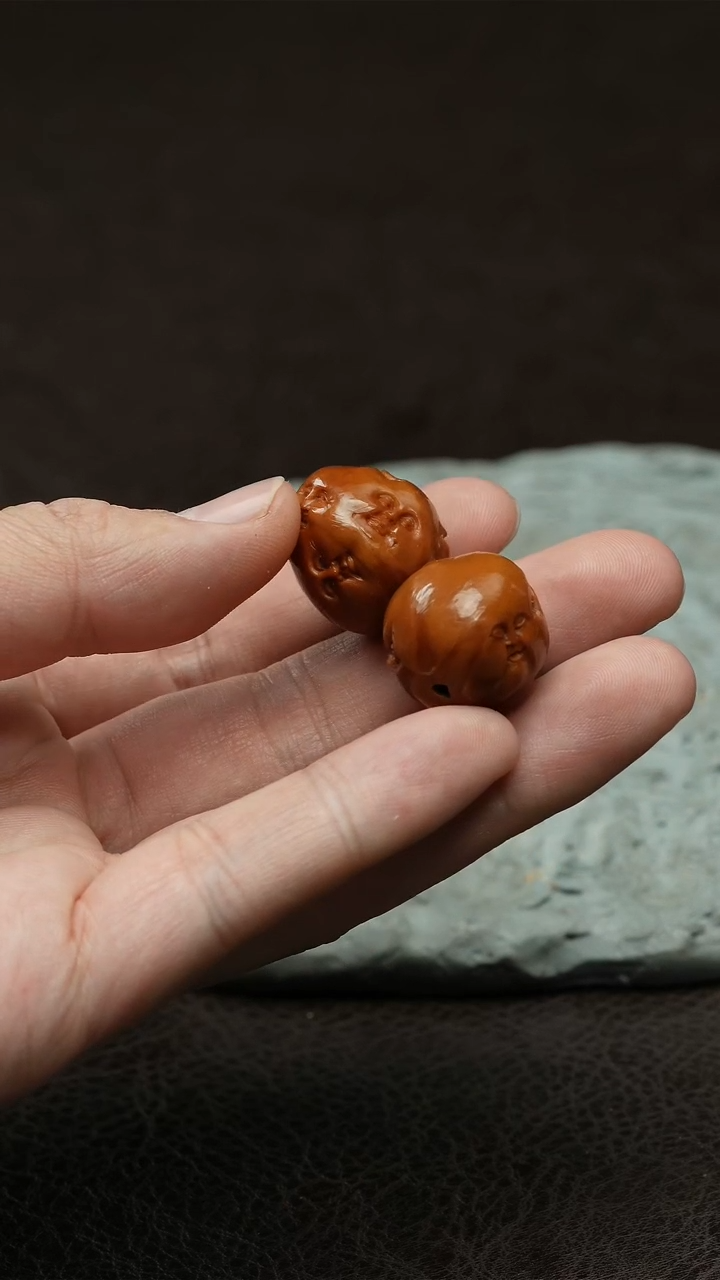 【闪购商品】橄榄核吊坠铁核高峰七情六欲