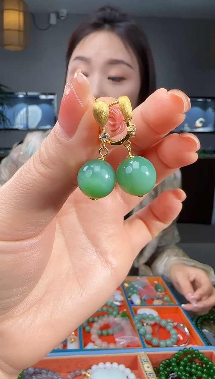 银S925镶嵌和田玉耳饰1