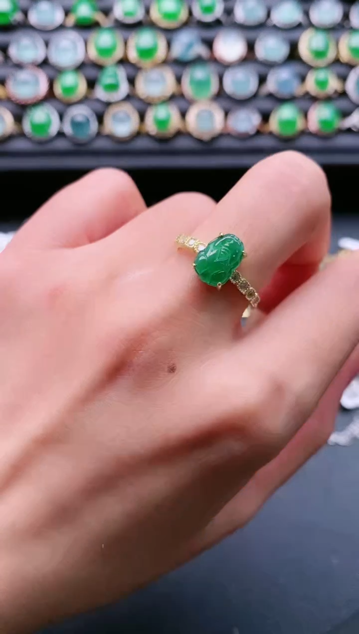 【闪购商品】翡翠戒指银S925镶嵌111111