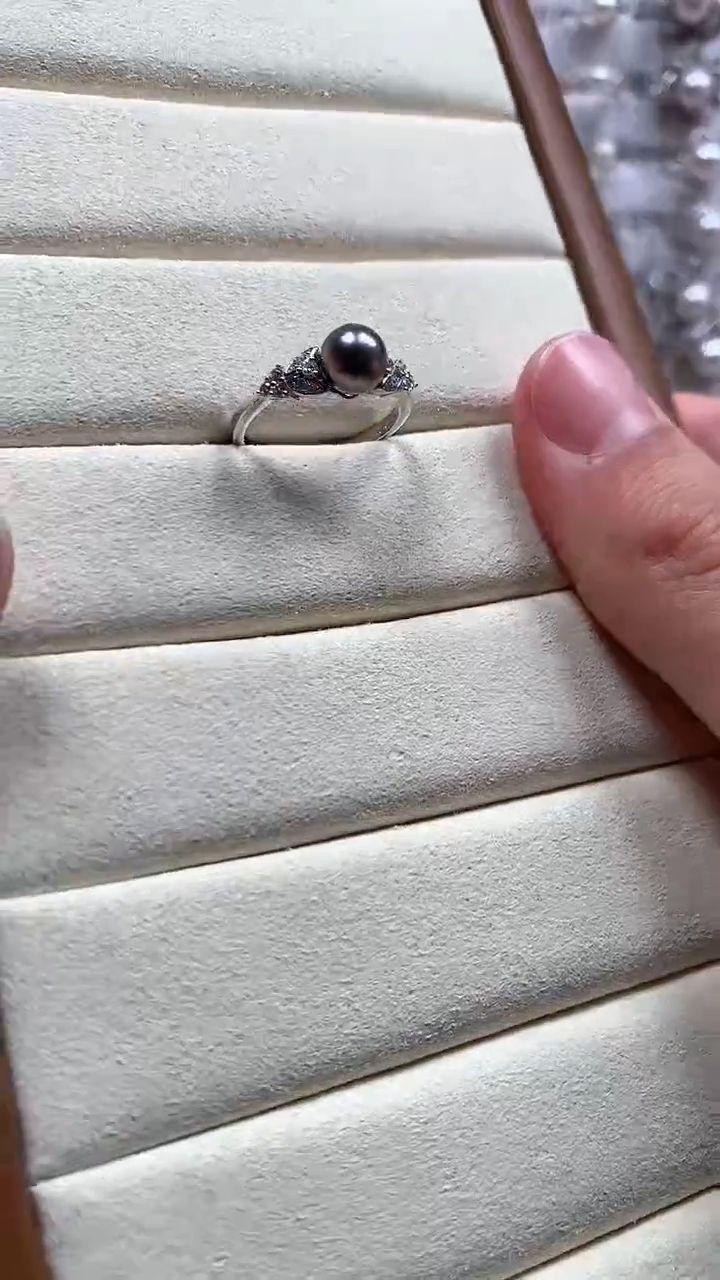【闪购商品】海水珍珠戒指银S925镶嵌三钻款珍珠戒指