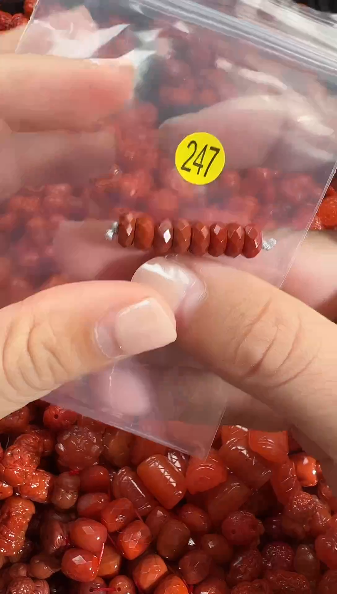 颈饰未镶嵌南红玛瑙1