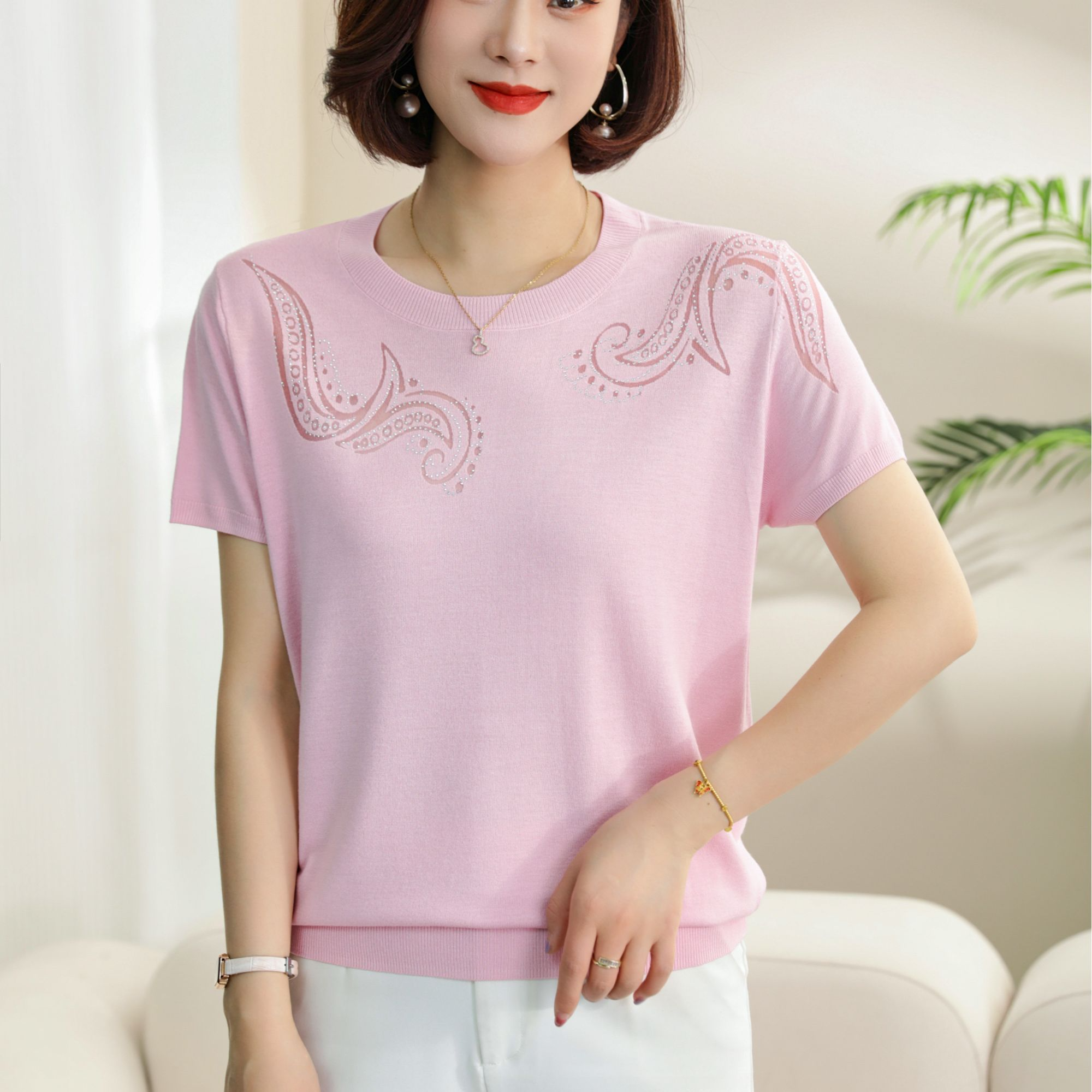 2025年中年夏装短袖妈妈装新款冰丝T恤夏季薄款宽松洋气