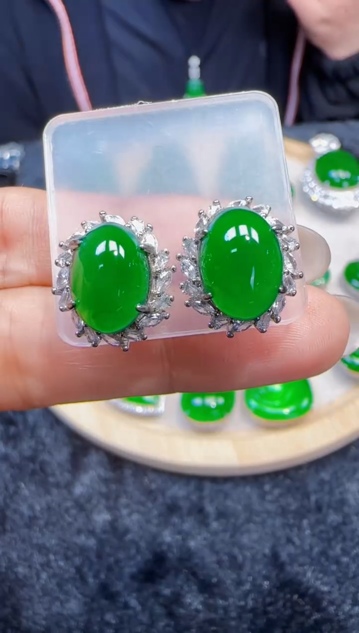 未镶嵌定制翡翠翡翠耳环85