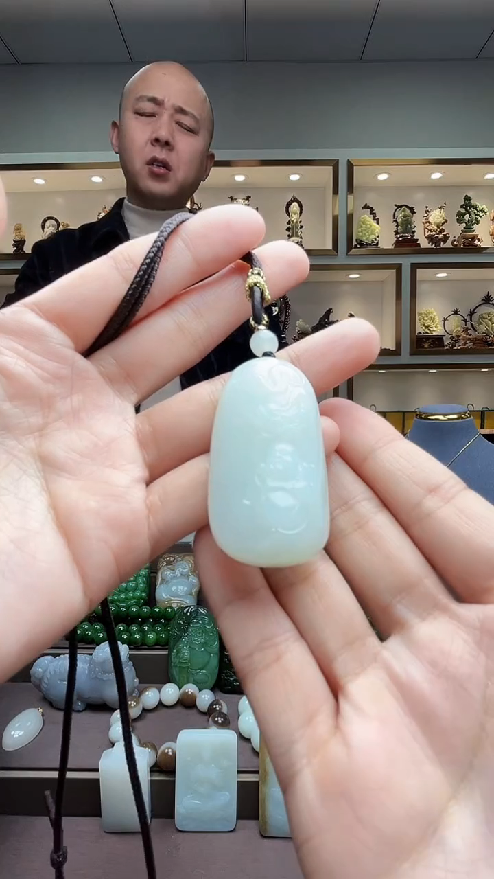 【闪购商品】和田玉颈饰未镶嵌苏