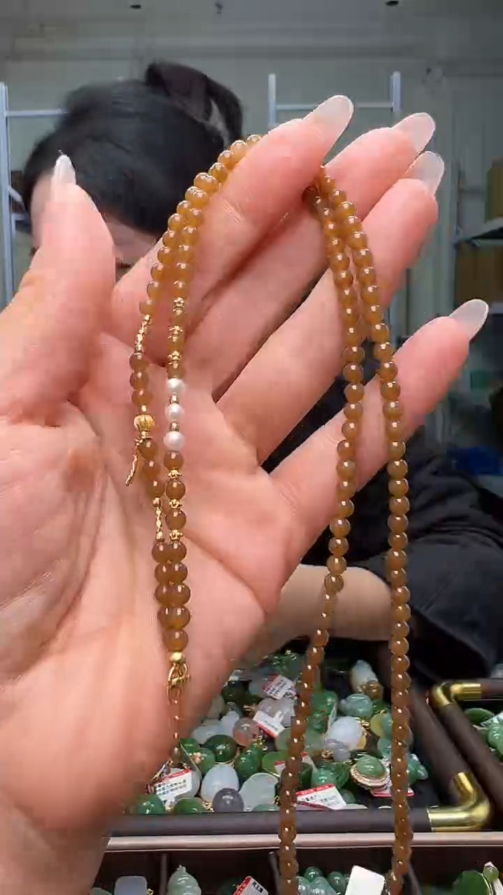 颈饰未镶嵌和田玉（多样性发货.发其一)12.02.84