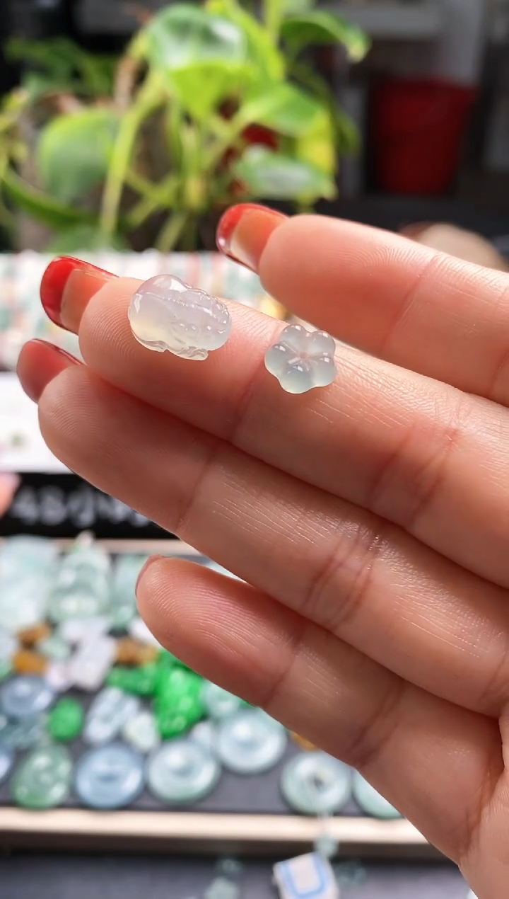 【闪购商品】翡翠散珠貔貅+小花