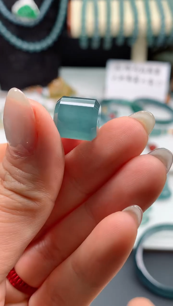 【闪购商品】翡翠颈饰未镶嵌0800099703