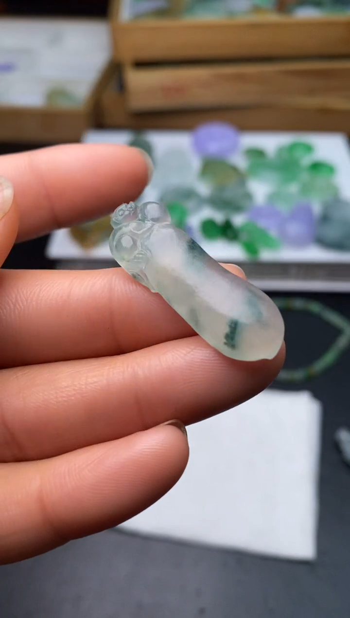 【闪购商品】定制翡翠未镶嵌翡翠毛货~