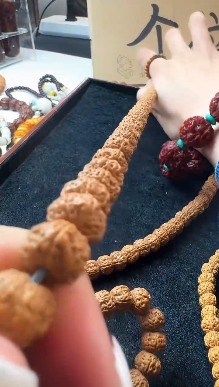 【闪购商品】金刚菩提吊坠八方 六瓣树王小金刚108