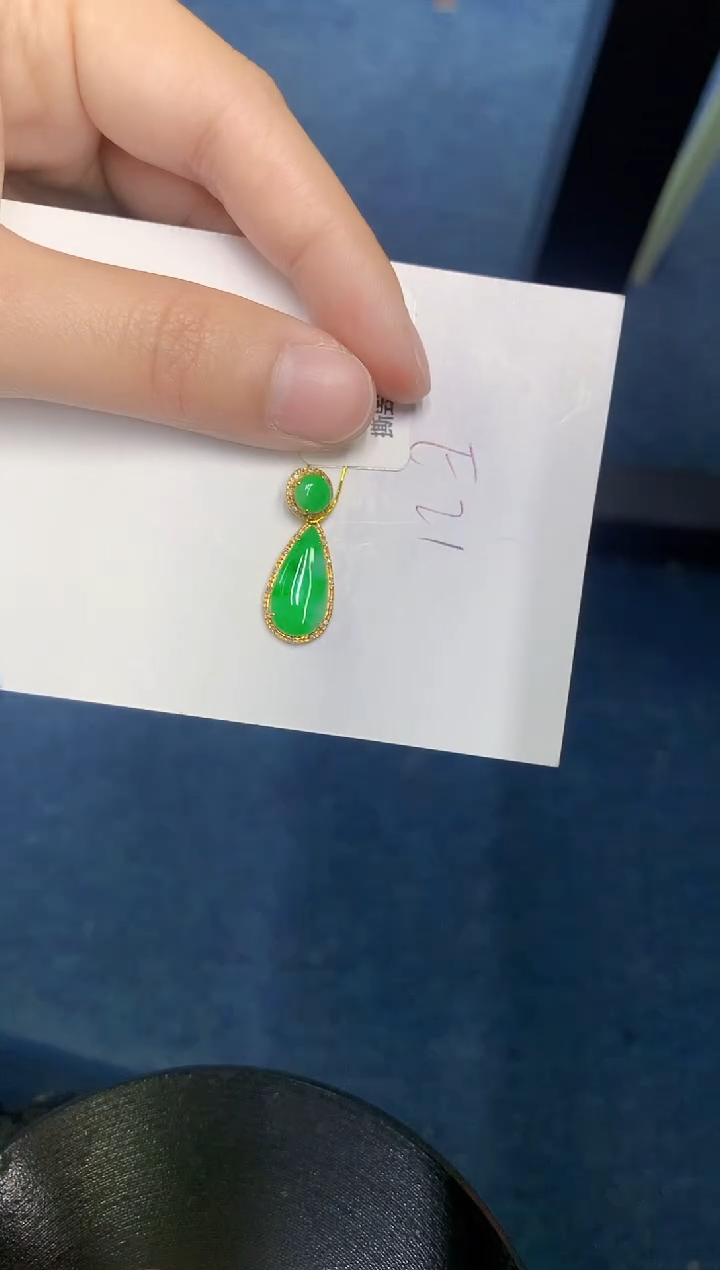 【闪购商品】翡翠颈饰18K金镶嵌000000000