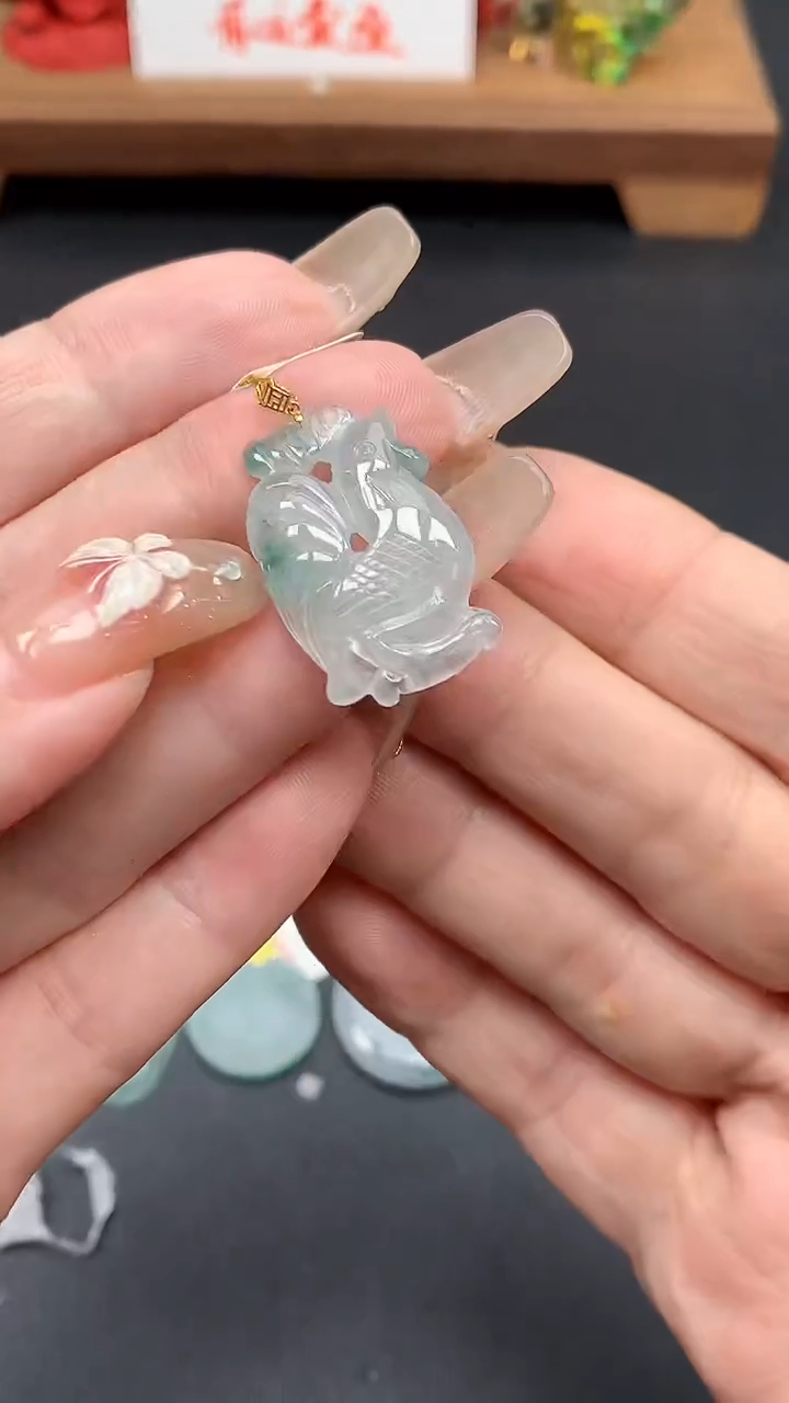 【闪购商品】翡翠吊坠(不含链)18K金镶嵌MS152749
