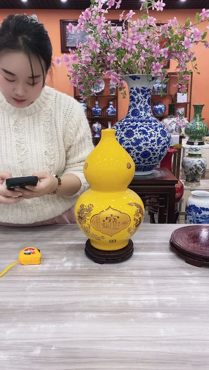 摆件黄色水晶釉葫芦37*21+旋转底座